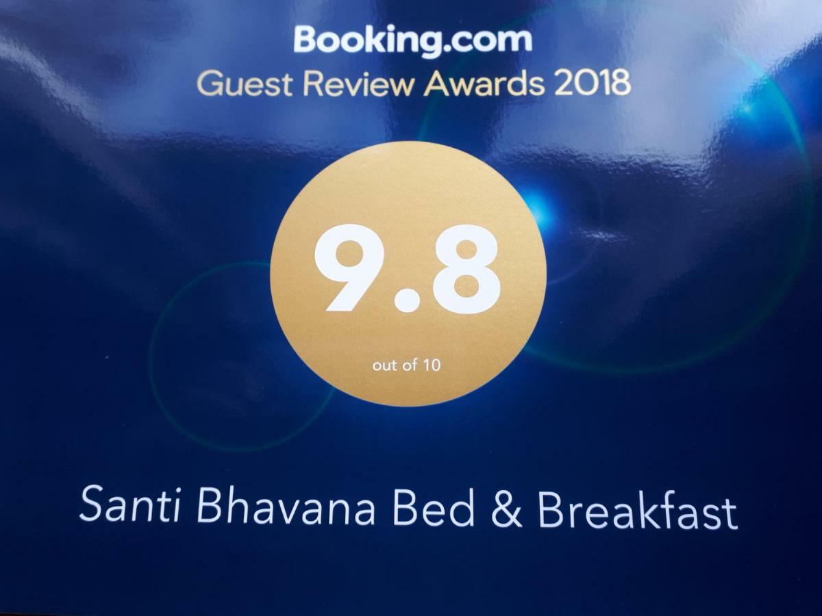 Santi Bhavana Bed & Breakfast Уэстбери Экстерьер фото
